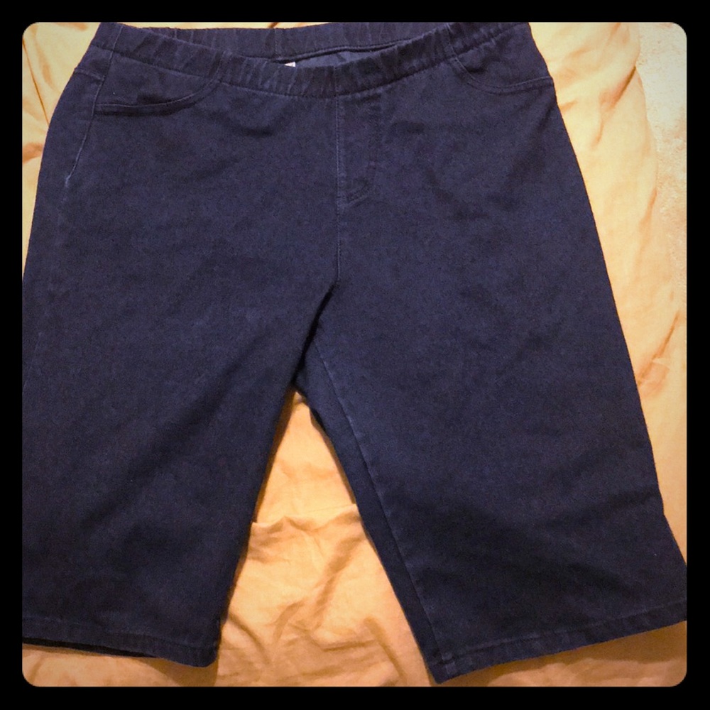 Blue jean capris